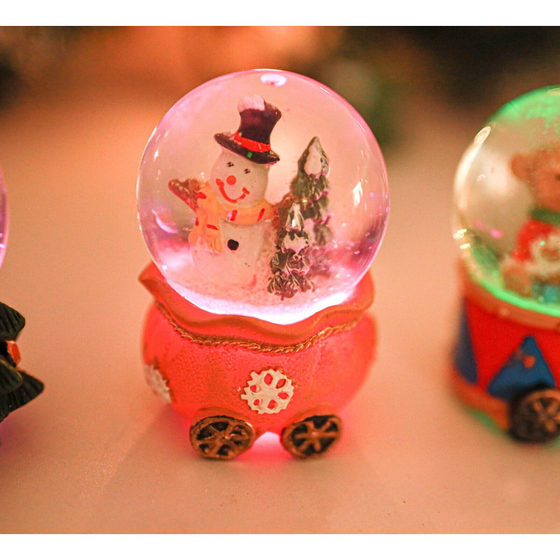 Christmas Snow Globe