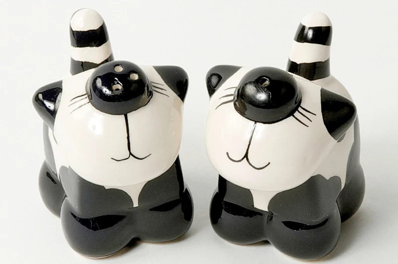 Happy Larry Tellez Ceramic Electric Salt and Pepper Shaker Set
