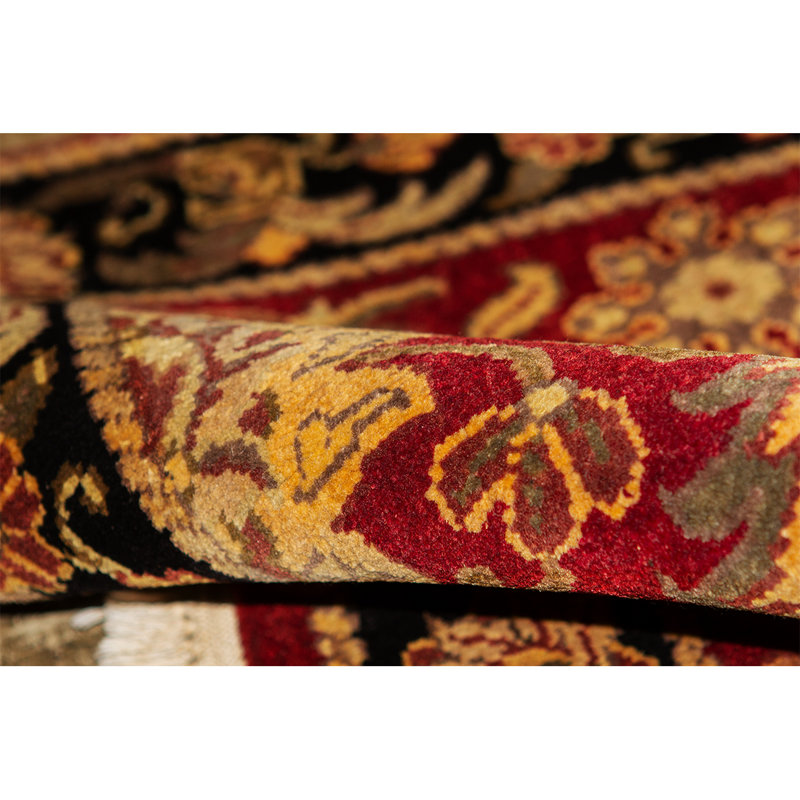 Crown Wool Floral Area Rug