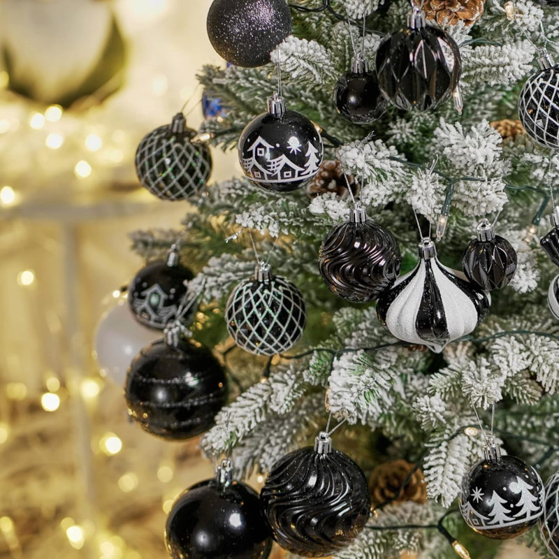 6.4'' Ball Ornament