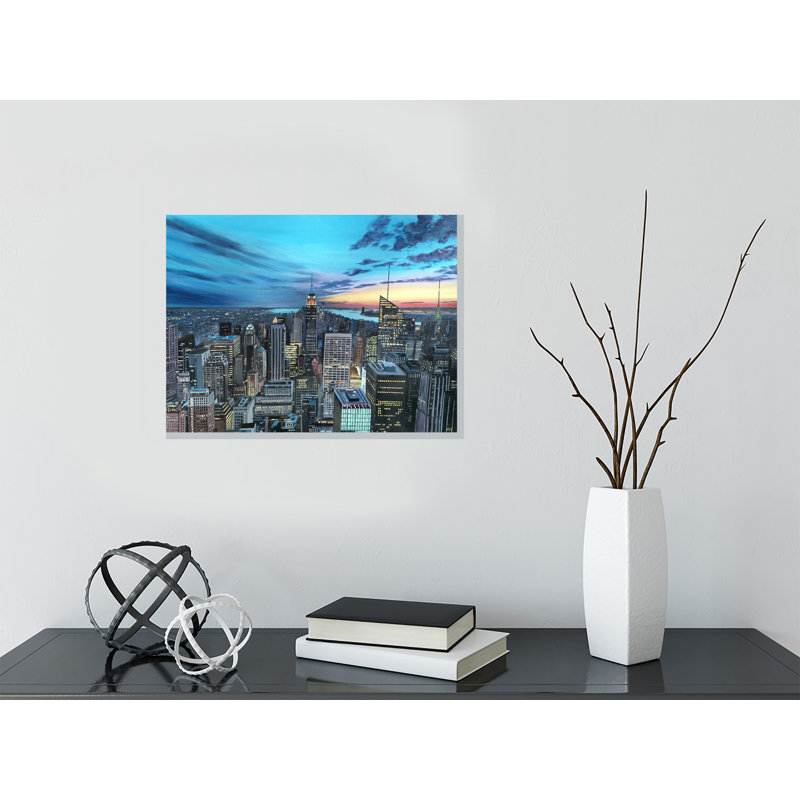 «NYC Lights» par Amy Valiante - reproduction d'art, H 17 po x l 13 po x P 2 po, Toile tendue, Pas de tapis