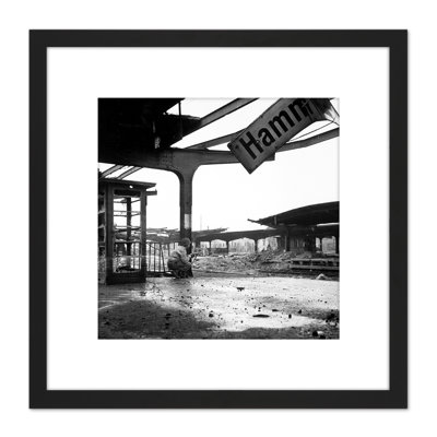 War WWII USA Soldier Ruins Railway Station Hamm Westfalen 1945 Photo - Single Picture Frame Print