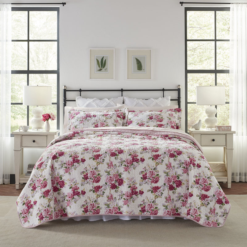 Laura Ashley Lidia Cotton Reversible Pink Quilt Set, King Quilt + 2 King Shams