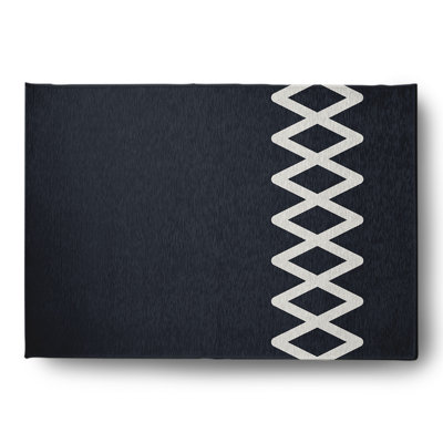 Chenille Geometric Indoor / Outdoor Rug