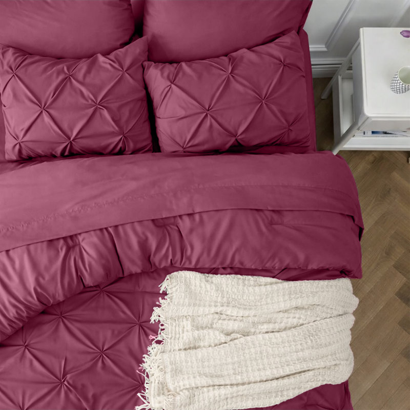 Microfiber Pintuck Duvet Cover Set – 2 Pillowcases, Burgundy, Double Duvet Cover + 2 Standard Pillowcases