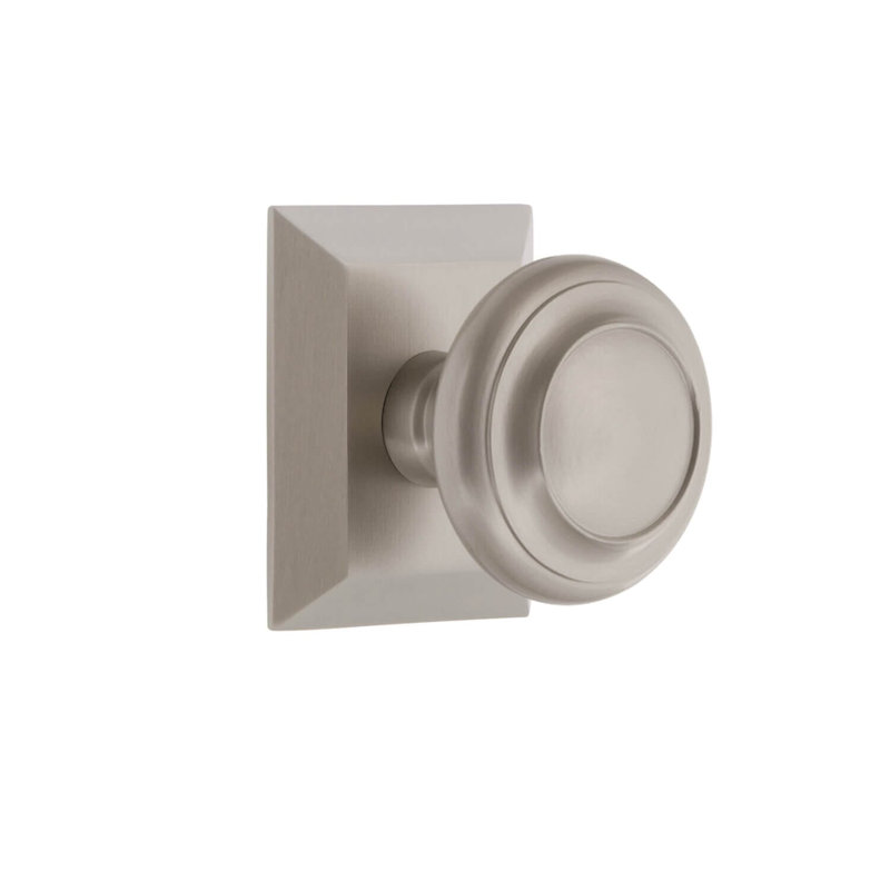 Rosette Grandeur Fifth Avenue Square avec bouton circulaire, Nickel satiné