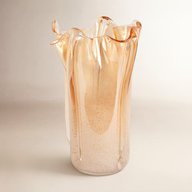 Vase en verre soufflé Ivy Bronx Bartoli, Tanné, H 13 po x l 10 po x P 10 po
