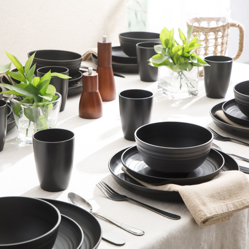 Service de table 32 pièces, service pour 8 Gibson Home, mélange de paille de blé, polypropylène, finition mate, Noir