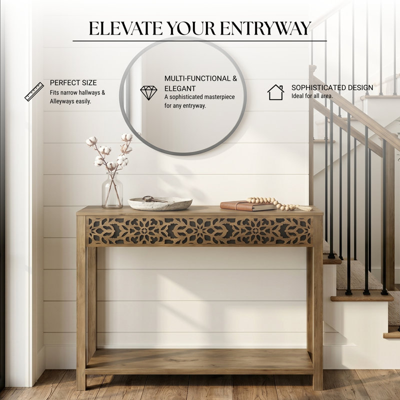 Lukasik 43.3" Traditional Console Table with Floral Fretwork and Open Shelf, Knotty Oak