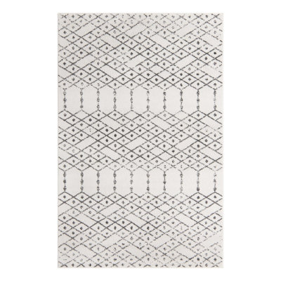 Isaiu Geometric Indoor Rug