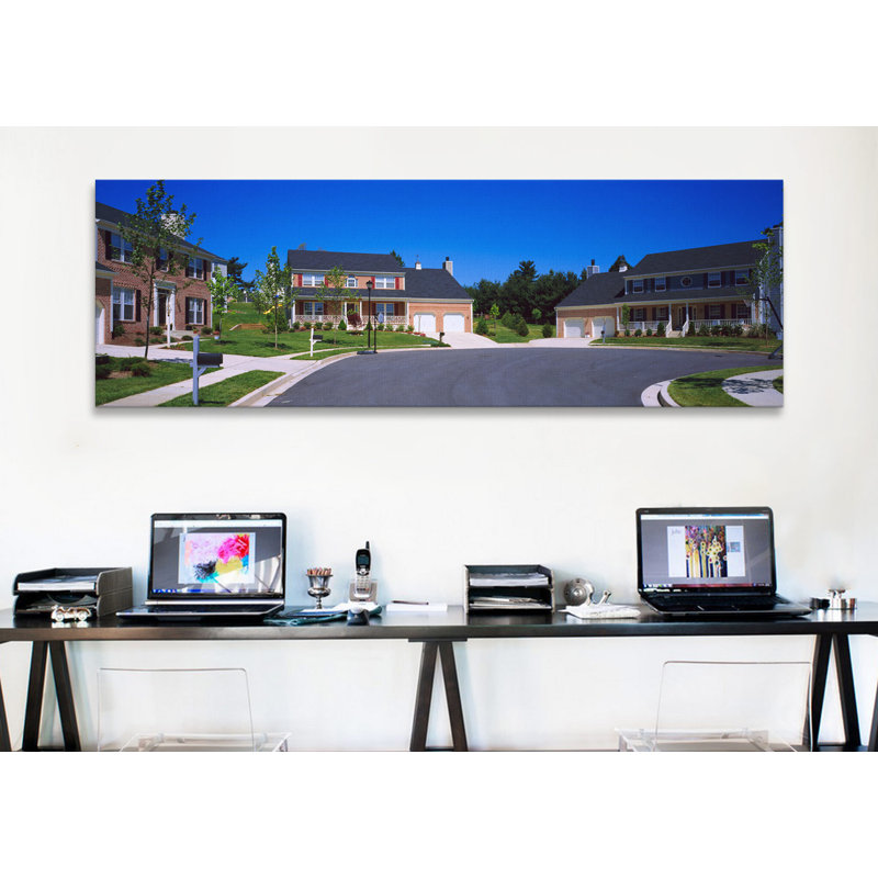 Maisons le long d'une route, Seaberry, Baltimore, Maryland par Panoramic Images - Impression sur toile tendue sur châssis
