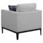 Chaise à dossier coussiné gris clair