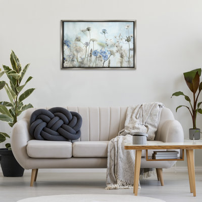  Toile flottante encadrée «Blooming Subtle Wildflowers» par Irene Weisz