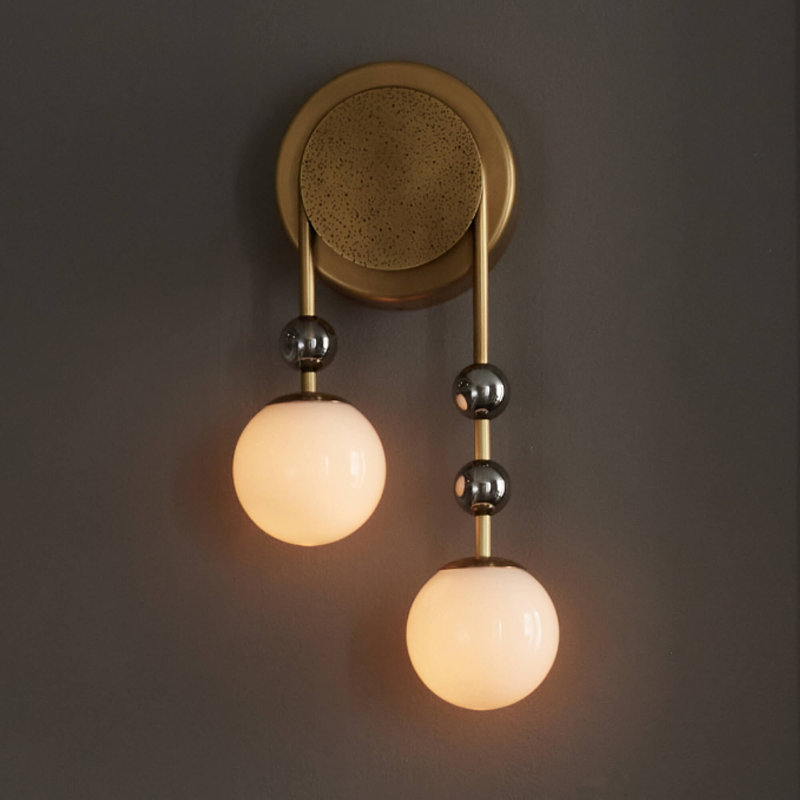 Beverly 2 - Light Wallchiere