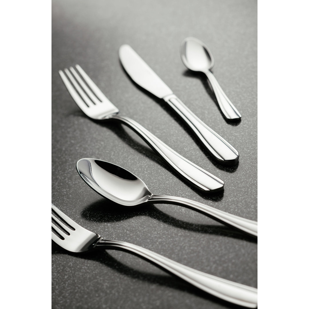 Stellar 24 Piece 18/10 Stainless Steel Cutlery Set. Table settings for 6, Sterling Design