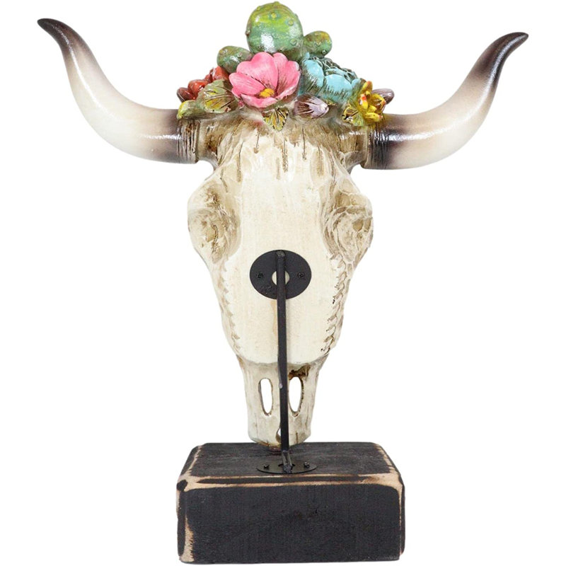 Brucelee Animals Bust