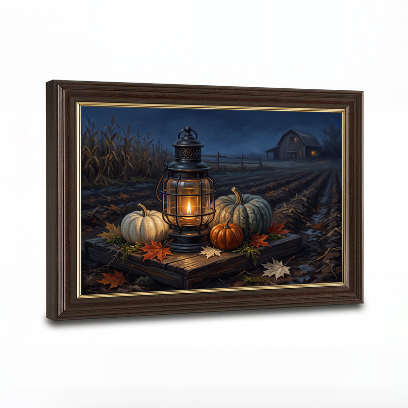 Toile d'Halloween lanterne rougeoyante et citrouilles près d'une grange la nuit, H 12 po x l 18 po