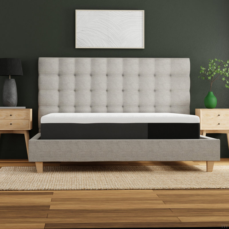 Matelas en mousse viscoélastique imprégnée de gel 10 po Essentials, 10", Grand lit