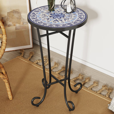 Table d'appoint de patio avec cadre noir mat - couleur bleu + noir, surface en carreaux de céramique pour l'extérieur résistant à la pluie, pieds stables