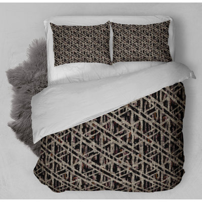 Polyester Channel Geometric Shapes Comforter