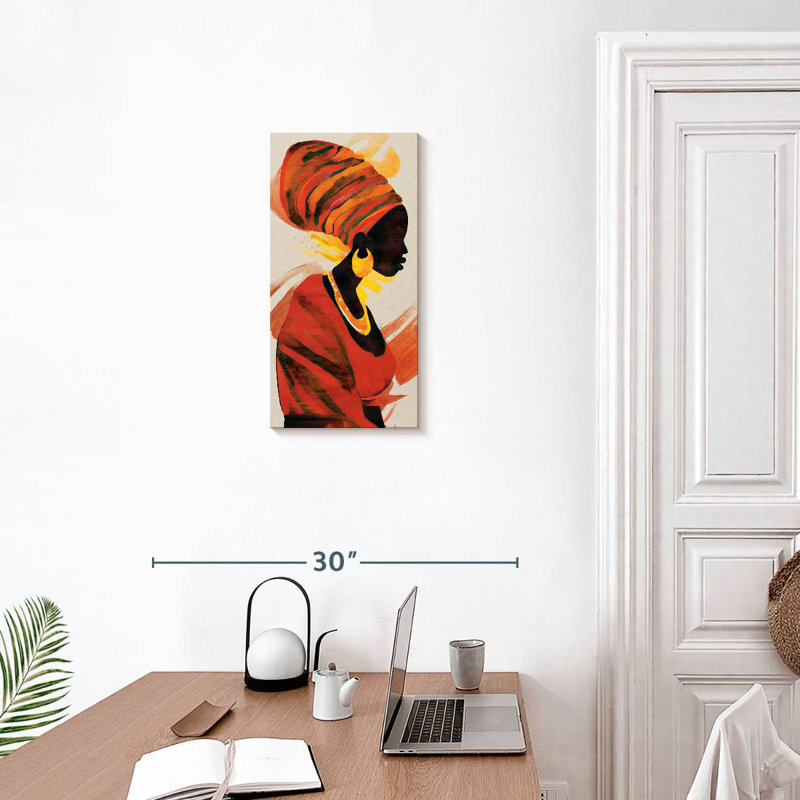 Femme en tenue africaine, H 24 po x l 12 po