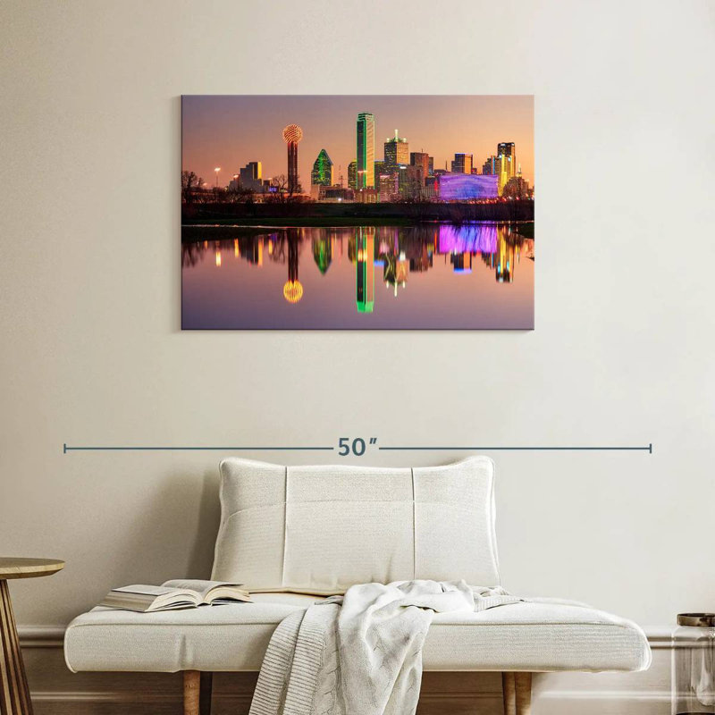 Skyline de nuit Sirci Dallas, H 24 po x l 36 po