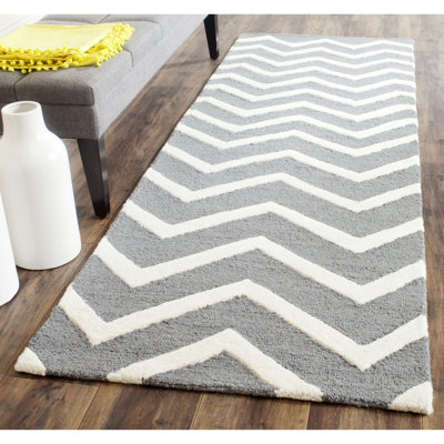 Sanyla Hand Tufted Wool Chevron Rug