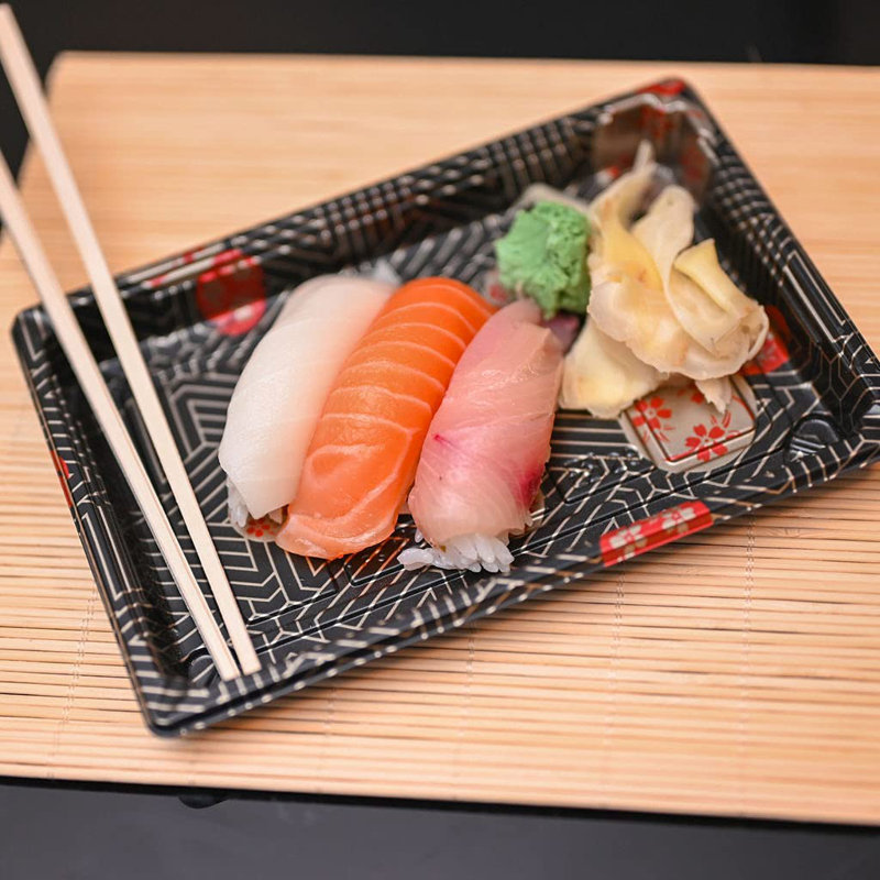 Assiette à hors-d'œuvre en plastique pour sushi