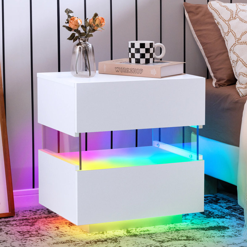 Konnie 23.62'' W Nightstand, White
