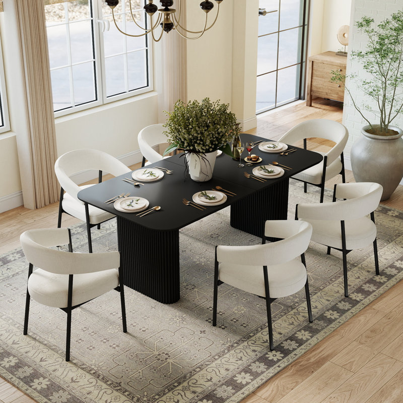 Ensemble de table de salle à manger 70 po avec fauteuil, 70 po, 7 pièces : table, 6 chaises, Noir