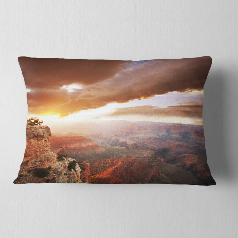 Coussin lombaire imprimé paysage du Grand Canyon sous un orage