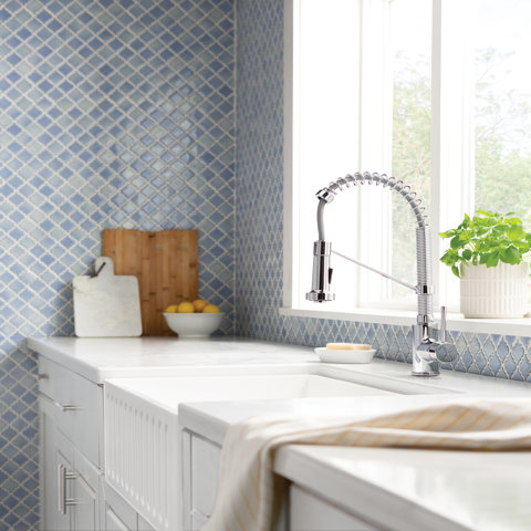 Kirchen counter and sink