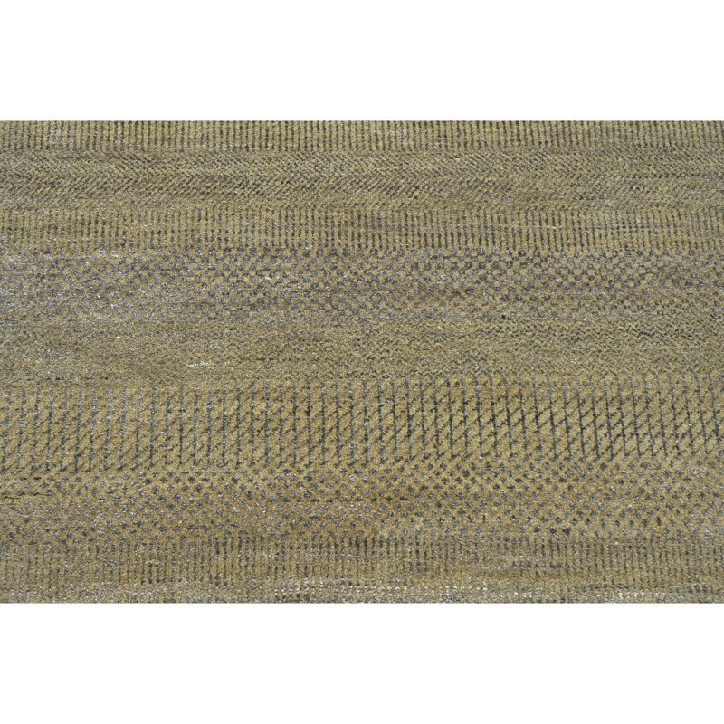 High-Quality Hand-Knotted Natural And Black Area Rug