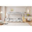 Lits simples peu encombrants avec échelle de rangement, structure en métal, style maison moderne