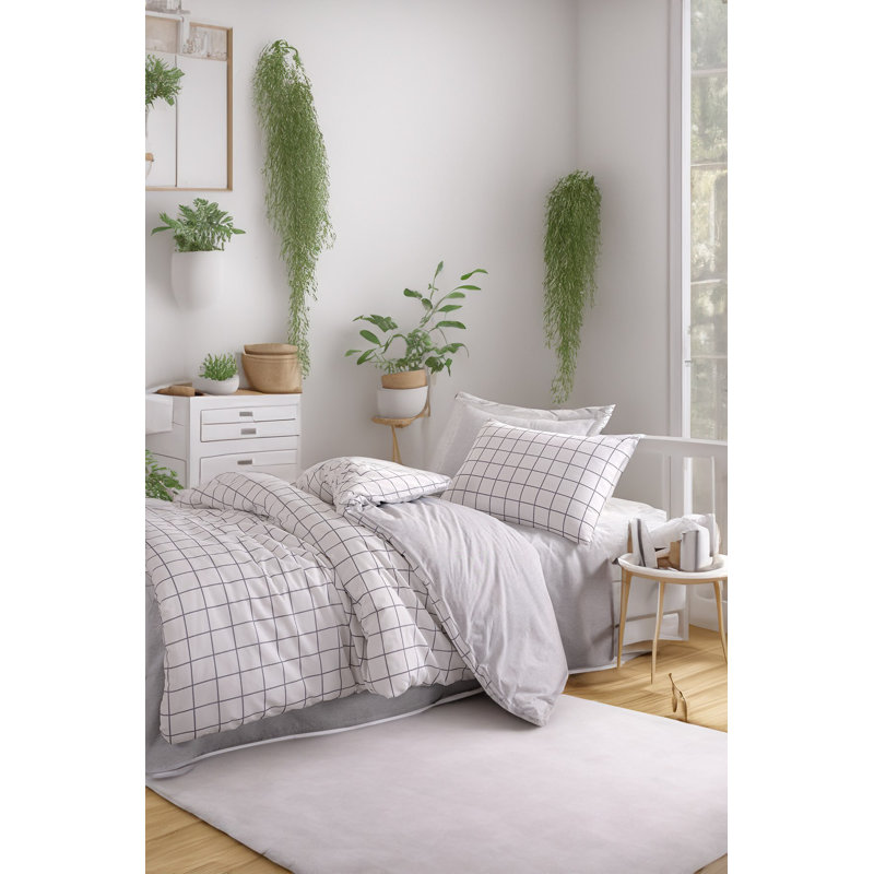 Quilt Cover Set, Grey & White | 65% Cotton & 35% Polyester, 120 Thread Count, Machine Washable, Envelope Pillowcase Closure, Button Duvet Cover Closure | Soft & Stylish Bedding Solution
