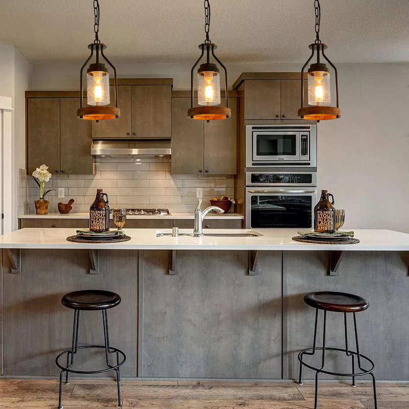 Chamblis 3 - Light Pendant
