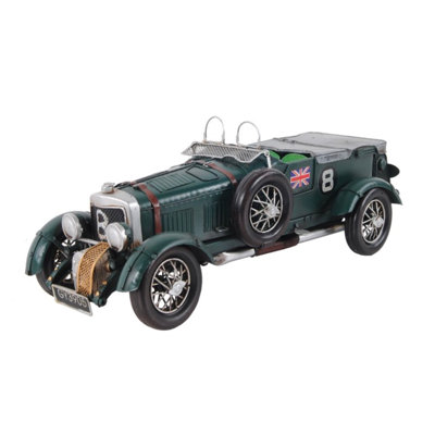 Sculpture de voiture de course britannique Mogos