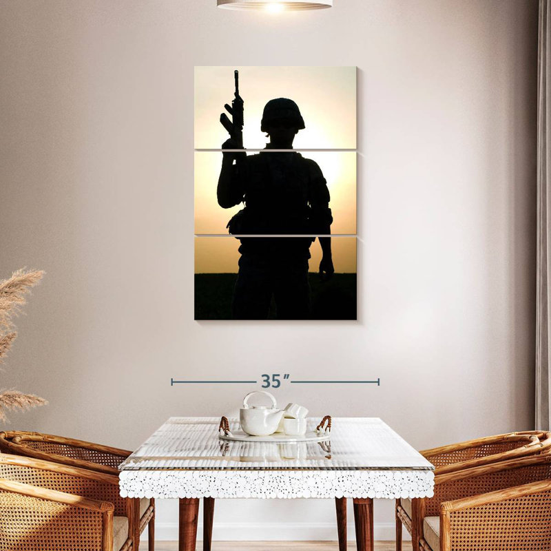 USA Soldier Silhouette