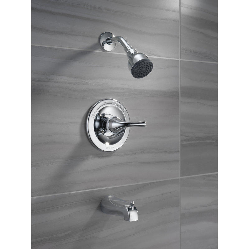 Robinet de baignoire et de douche à pression équilibrée avec valve brute Principals