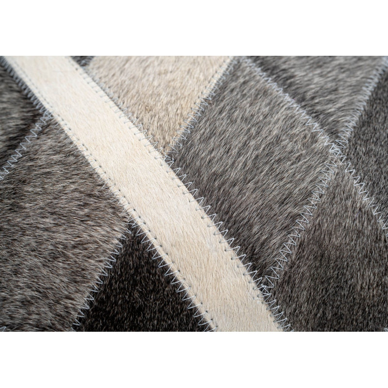 Coussins décoratifs en cuir de vache Canvello, H 18 po x l 18 po, Carré