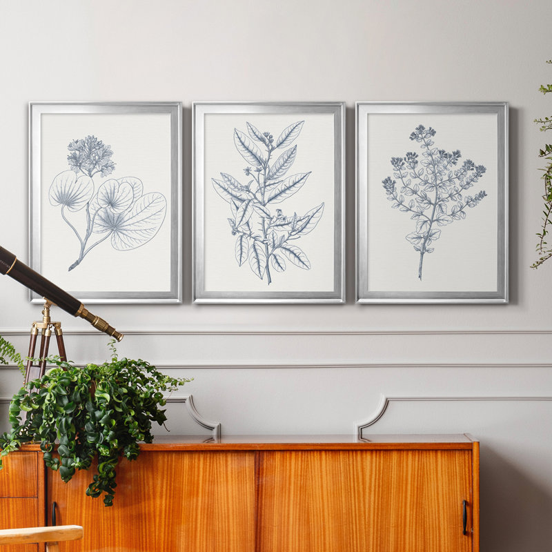 Indigo Botany Study IV - Ensemble de 3 peintures sur toile encadrées, Argent, H 30,5 po x l 127,5 po x P 4,5 po