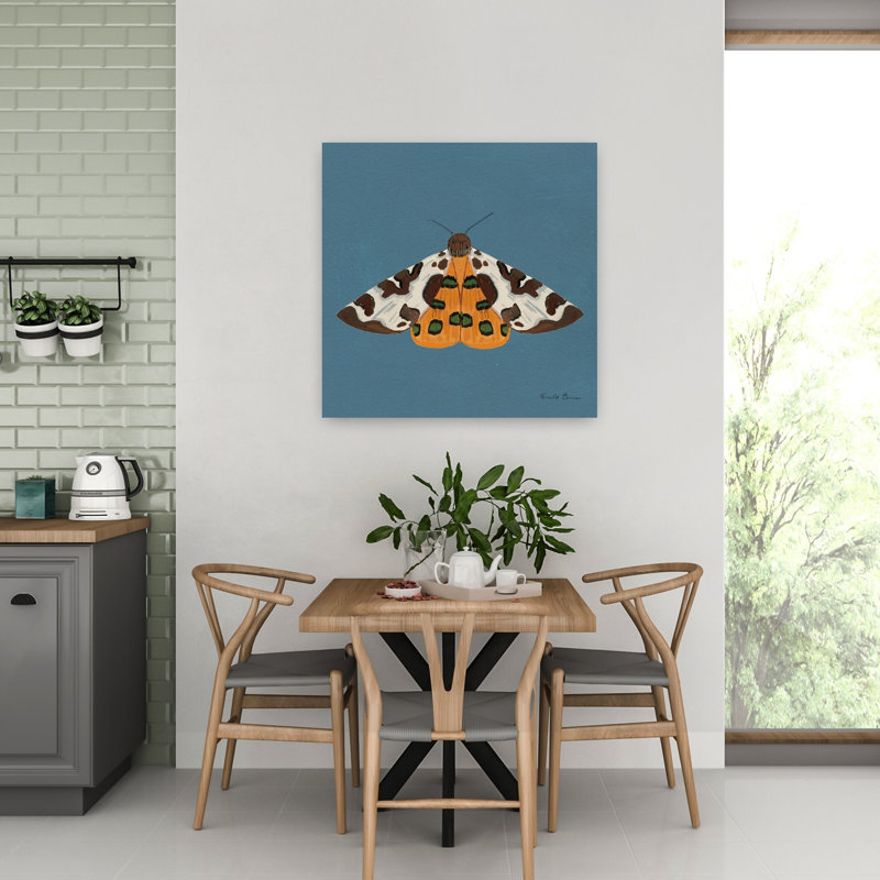 Art contemporain contemporain Moth Ii Sq avec animaux, H 32 po x l 32 po