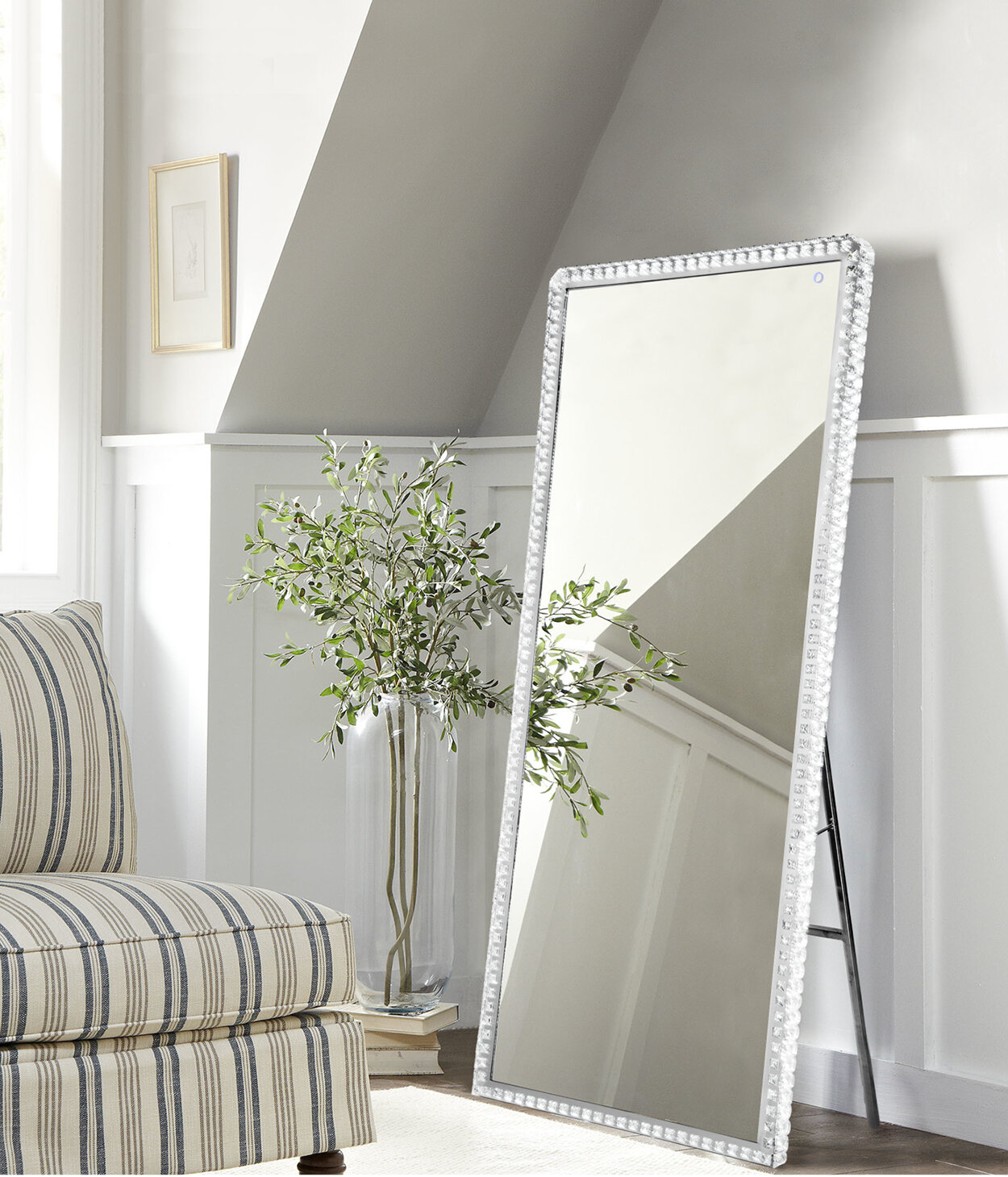 Illuminated shop floor mirror