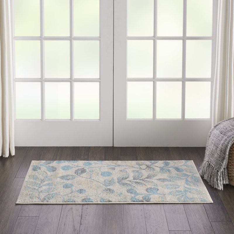 Yahara Floral Indoor Rug, Rectangle 2' x 4'