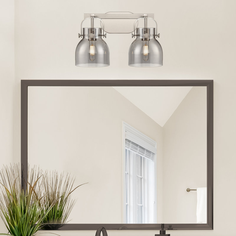 Éclairage pour meuble-lavabo mural 6 po Skycrest, Fumée, Nickel satiné, Deux lumières