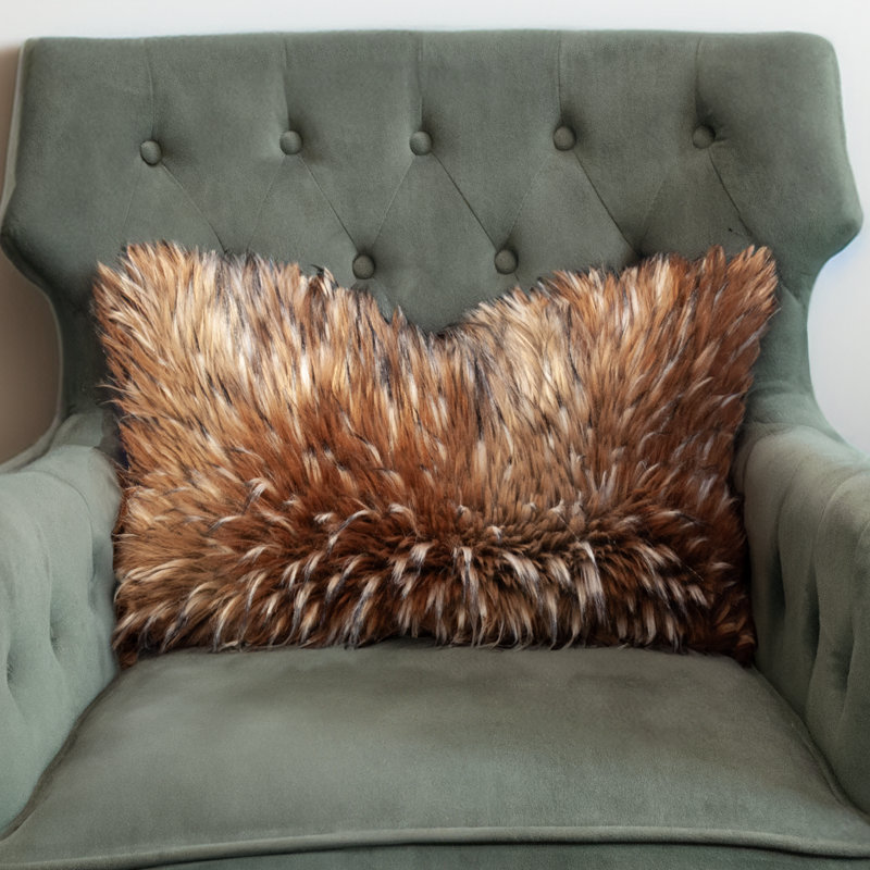 Ensemble de coussins décoratifs en fausse fourrure Thomas Collection® Timberolf, Rectangulaire H 12 pi x l 25 po