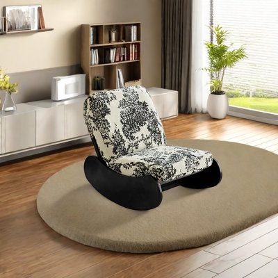 Chaise berçante antique en bois massif