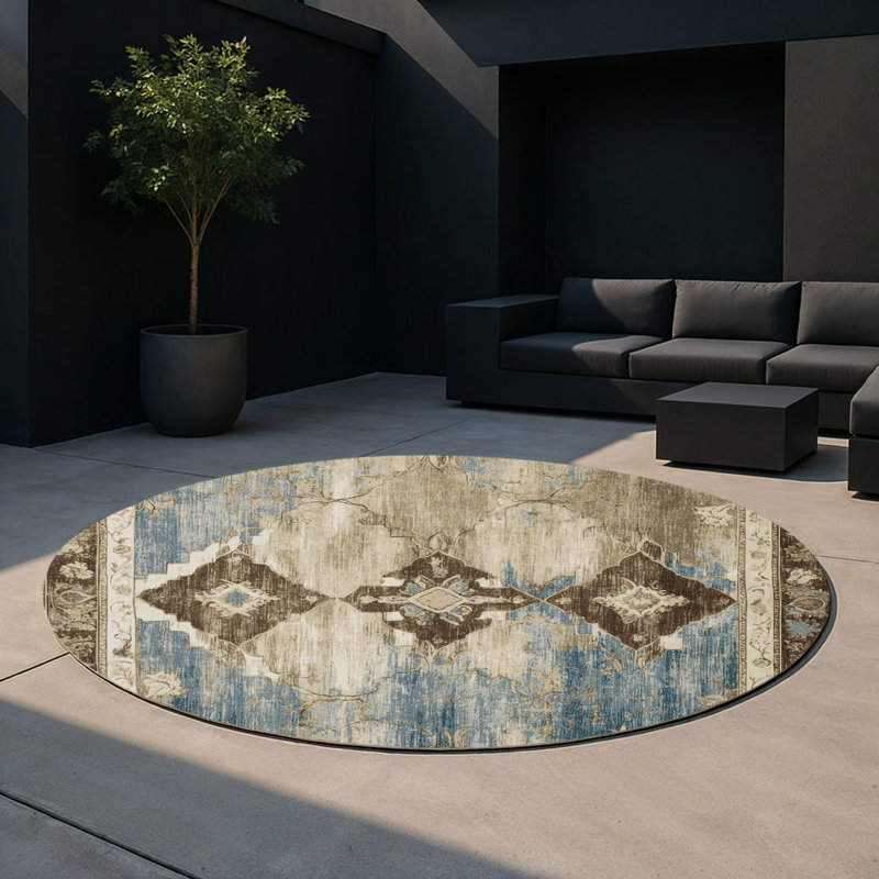 Antique Symphony Indoor And Outdoor Area Rug, Round 5'