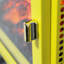 Poêle électrique autoportant de 18 pouces, flamme 3D, jaune citron, 1400 W / 700 W de chaleur, 5000 S par heure, sécuritaire pour les animaux de compagnie, conception panoramique à 3 côtés, pied amovible, boutons mécaniques simples,