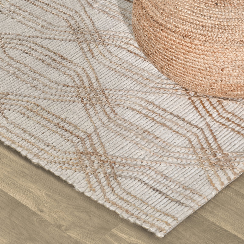Ivory and Beige Diamond Wool Rectangular Area Rug 5' x 8'